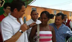 En Palmira, Valle del Cauca, Vargas Lleras entregó 170 casas gratis