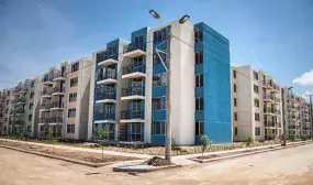 En Valledupar Santos y Vargas Lleras entregan viviendas gratis