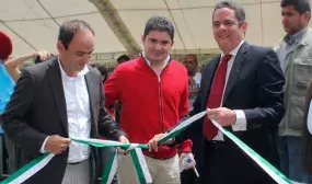 "Esta es mi penúltima entrega de VIVIENDAS GRATIS", dijo Vargas Lleras en Medellín