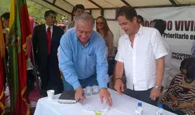 Millonario convenio para construcción de acueductos y alcantarillados firman Minvivienda y Findeter