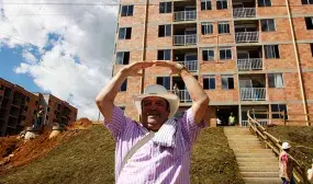 Ministro de Vivienda, Luis Felipe Henao Cardona, lidera mañana miércoles en Bogotá una mesa social de vivienda gratis y visitará un proyecto de vivienda en Bello, Antioquia