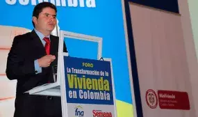 “Oferta de vivienda en Bogotá es muy pobre”: Ministro de Vivienda