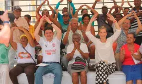 Primera dama de la Nación y Minvivienda hicieron felices hoy a 439 familias que ganaron viviendas gratis en Cartagena