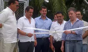 Santos y Vargas Lleras inauguran acueducto en Aracataca, Magdalena
