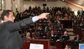 Vargas Lleras está preocupado por futuro de la construcción en Bogotá