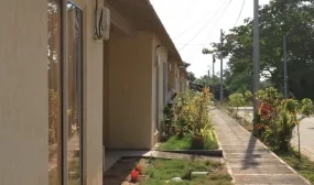 FOTOGRAFIA COMUNICADO BENEFICIARIOS DE VIVIENDA CESAR 01