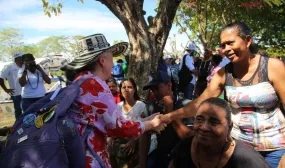 La ministra de Vivienda confirma que el Ministerio de Vivienda invierte más de $1.3 billones en esta región. Foto: Sharon Durán (archivo MVCT).