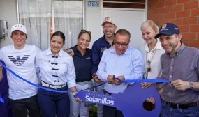 FOTOGRAFIA COMUNICADO SE CUMPLE COMPROMISO CON FAMILIAS DAMNIFICADAS EN JAMUNDI, VALLE 01