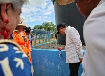 En Uribia se reunieron actores estratégicos que intervendrán los sistemas de abastecimiento de agua potable, para responder a las necesidades de cobertura del pueblo wayuu. Fotos: Sharon Durán (MVCT).