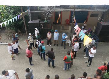 FOTOGRAFÍA COMUNIDAD EN ZONA RURAL DEL CAUCA 