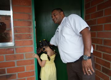 FOTOGRAFÍA FAMILIA BENEFICIARIA PROYECTO VIP 