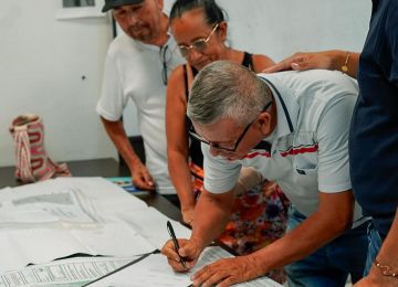 FOTOGRAFÍA VICEMNISTRO INDE AGUA Y SANEAMIENTO BASICO EN INICIO DE OBRAS DE PARQUE RECREO DEPORTIVO EN VILLAVICENCIO META