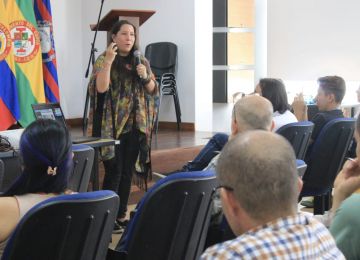 FOTOGRAFÍA MINVIVIENDA EN DIALOGO DEPARTAMENTAL EN CAUCA, POPAYAN