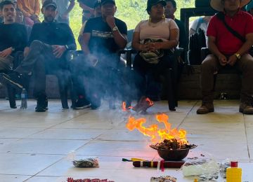 FOTOGRAFÍA VISITA TECNICA DE MINVIVIENDA EN RESGUARO INDIGENA EN RISARALDA