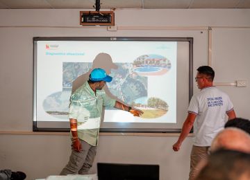 FOTOGRAFIA VISITA A CONSTRUCCION PTAR VILLA CAROLA