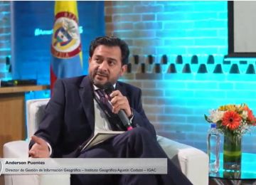 FOTOGRAFIA MINVIVIENDA EN PANEL AMERIGOE 2025