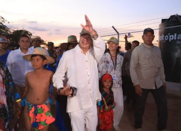 FOTOGRAFIA ENTREGA PLANTA DESALINIZADORA URIBIA, LA GUAJIRA 02