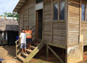 FOTOGRAFIA COMUNICADO VIVIENDA RURAL LA CHORRERA, AMAZONAS 03