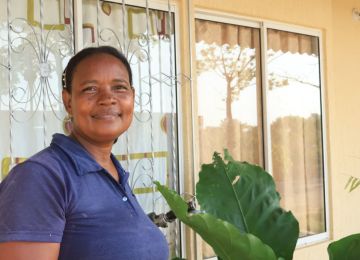 FOTOGRAFIA COMUNICADO BENEFICIARIOS DE VIVIENDA CESAR 02