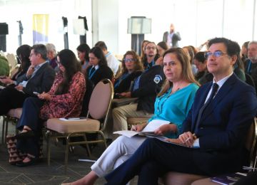FOTOGRAFÍA LANZAMIENTO RED DE CONOCIMIENTO DEL HÁBITAT POR MINVIVIENDA Y ONU-HÁBITAT 02