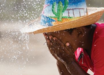 $124.440 millones ha invertido Minvivienda para llevar agua potable y saneamiento básico a colombianos que habitan en zonas rurales