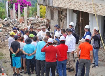 FOTOGRAFIA COMUNICADO APLIAN PLAZO A 12 MESES DE LICENCIAS URBANISTICAS 01