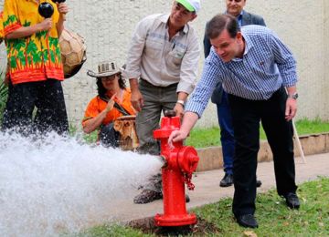Mas de 160000 colombianos se beneficiaron esta semana con entregas de obras en agua potable y saneamiento basico