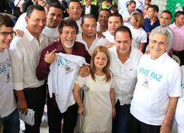 Ministra de Vivienda acompano a Concejo de Barranquilla a darle el si a la paz