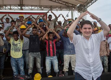 “La vivienda de interés prioritario sigue estimulando el crecimiento del licenciamiento de construcción en Colombia”: Minvivienda