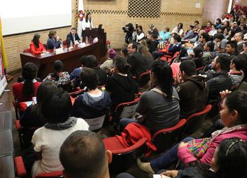 Despues de cumplir con las 100 mil viviendas gratis trabajamos por construir barrios con oportunidades Minvivienda