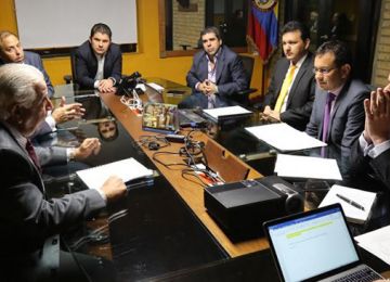 Minvivienda se reune con alcalde de Barranquilla para priorizar acciones en vivienda y agua