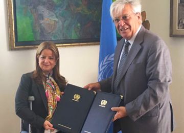 Minvivienda y ONU Habitat firman memorando para implementar la nueva agenda urbana mundial en Colombia