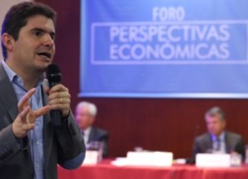 Nuevas politicas de vivienda mantendran a flote la economia colombiana Ministro Luis Felipe Henao