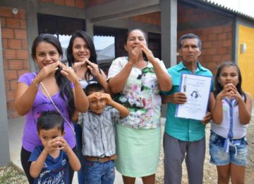 Gobierno le cumplió a Arauca y al Meta y hoy entrega 1.192 viviendas más