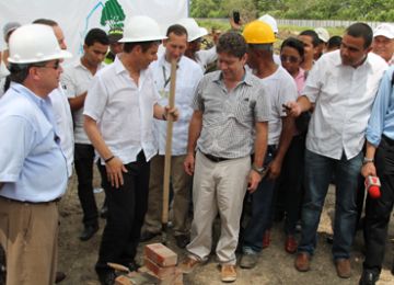 En Cartagena arranca en firme construcción de las primeras viviendas gratis