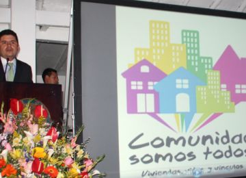 Gobierno y CAMACOL sellan alianza para acompañamiento social a beneficiarios de vivienda gratis y del programa ‘Salario Mínimo’