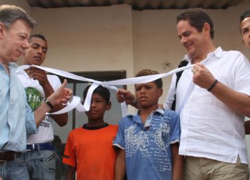 Júbilo en 1.240 hogares de Atlántico y Bolívar que recibieron hoy su vivienda gratis