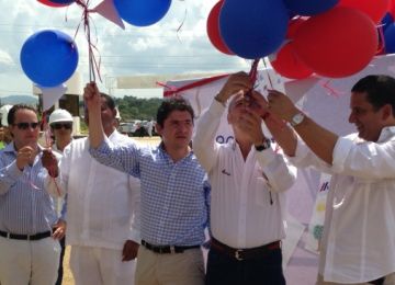 Minvivienda destaca aporte de CEMEX en el Programa de Viviendas Gratis durante inauguración de nueva planta cementera en Bolívar