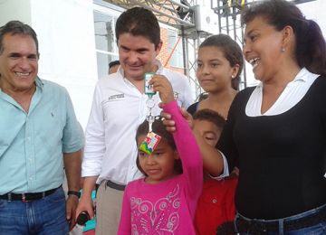 Minvivienda entregó hoy 768 viviendas gratis e hizo el lanzamiento de 418 viviendas más para ahorradores en Sincelejo