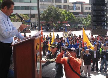 Vargas Lleras llegó a Boyacá con 'La Revolución del Agua'