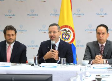 FOTOGRAFIA COMUNICADO GOBIERNO DA ALIVIOS EN PAGO DE SERVICIO DE ALCANTARILLADO ESTRATOS 1,2 Y 3