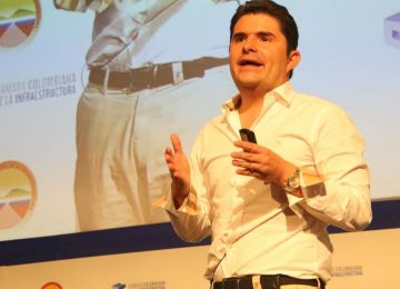 Con las inversiones del Gobierno Nacional en vivienda e infraestructura se van a jalonar para el próximo ano, casi 40 billones Minvivienda