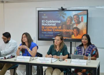 Fotografia comunicado rueda de prensa 01