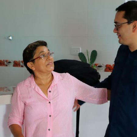 Viceministro de Vivienda entrega mejoramientos de Vivienda en Cartagena, Bolívar. Foto: Cortesía Corvivienda