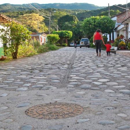 Los barrios Majo, Eulogio Durán, Villa Canadá, Futuro Paicol, Las Palmeras, El Prado, Régulo Suárez y Centro contarán con un mejor servicio de alcantarillado. Foto: Sharon Durán (MVCT).