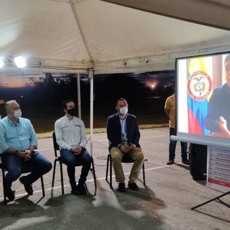 El Ministerio de Vivienda suma 3.616 predios titulados en el año 2021. Foto: MVCT