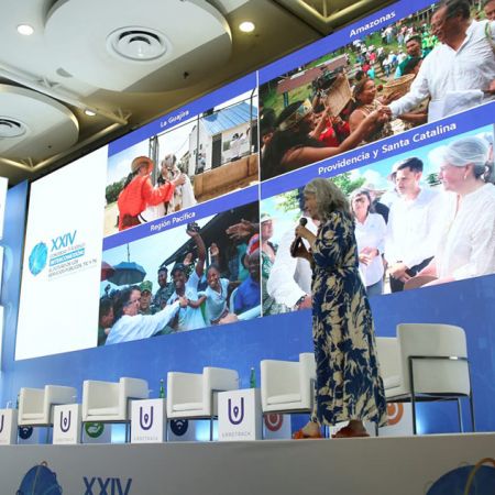 La ministra de Vivienda, Catalina Velasco, durante su intervención en el Congreso de Andesco, en Cartagena. Foto: Sharon Durán (MVCT)