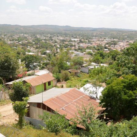A $400 mil millones asciende la inversión en vivienda rural nueva para hogares víctimas del conflicto, que recibirán la atención principal a través del programa Vivienda Social para el campo. Foto: archivo MVCT