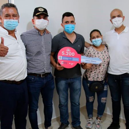 Beneficiaria número 5.200 de subsidios VIS en el departamento de Santander (MVCT)