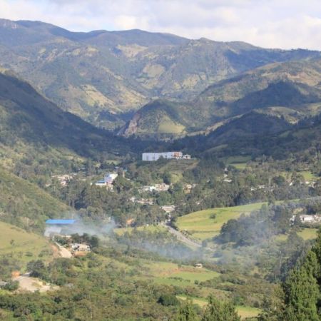 Minivivienda aumentó a $270.540 millones el presupuesto de la primera convocatoria del programa Vivienda Social para el Campo en 99 municipios de 28 departamentos del país, que ahora deben formalizar los convenios con el Ministerio y Fonvivienda. Foto: René Valenzuela (MVCT)